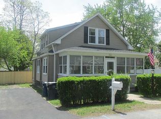284 Grove Ave, Warwick, RI 02889