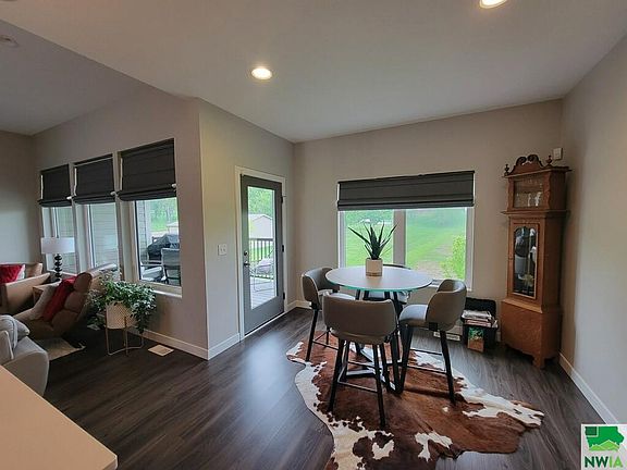 5th image of 4567 Whitetail Ct