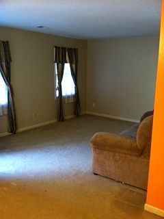 2nd image of 17 Oakwood Dr