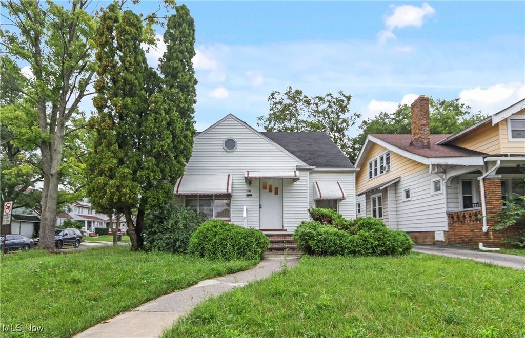 Real estate listing image
