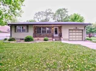 1205 Grove St, Newton, KS 67114