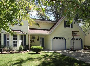 154 Fieldstone Dr, Belleville, IL 62221