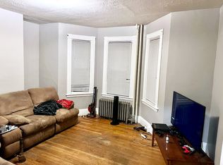 121 Hillside St #1, Boston, MA 02120