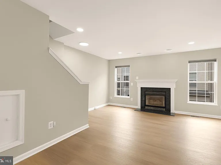 4284 Wheeled Caisson Sq — Photo 16