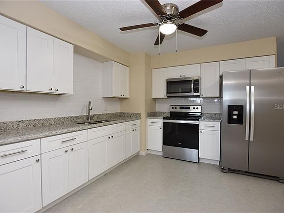 5th image of 915 Pinecrest Dr