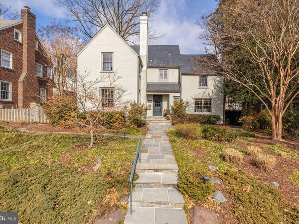 3329 Runnymede Pl NW, Washington, DC 20015