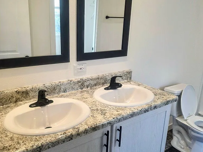 14185 Keepsake Trl — Photo 11