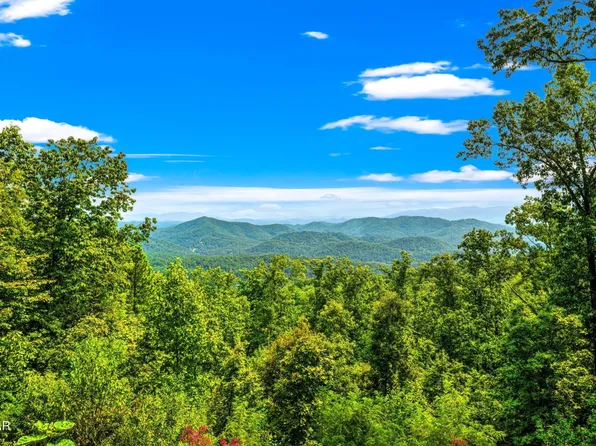 1 Shell Mountain Rd #1, Sevierville, TN 37876