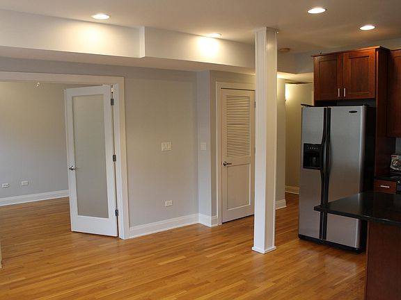 4th image of 1452 W Thorndale Ave APT 1S