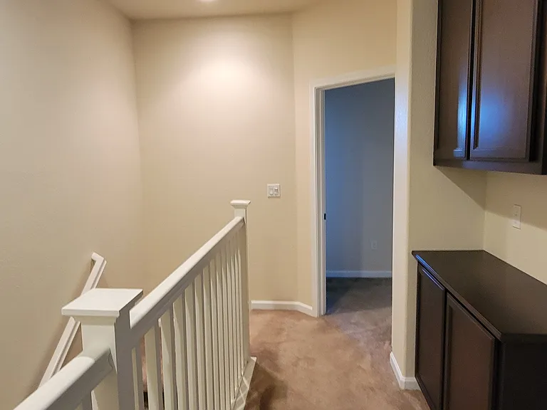 2486 Boxwood St — Photo 4
