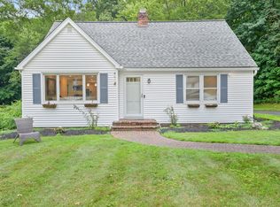 18 Spruce Mountain Rd, Danbury, CT 06810