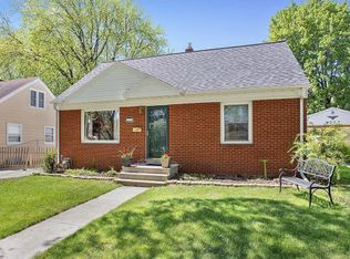 1255 Ridgedale Ct, Green Bay, WI 54304