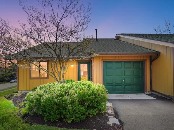 250 Park Meadows Dr, Yellow Springs, OH 45387