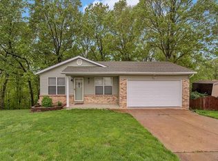 2541 Tricia Ln, High Ridge, MO 63049