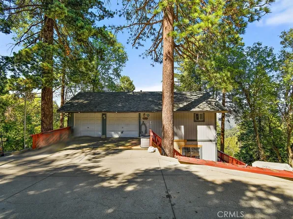 551 Mozumdar Dr, Cedarpines Park, CA 92322
