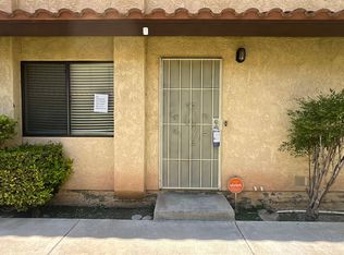 1747 W Avenue J #15, Lancaster, CA 93534