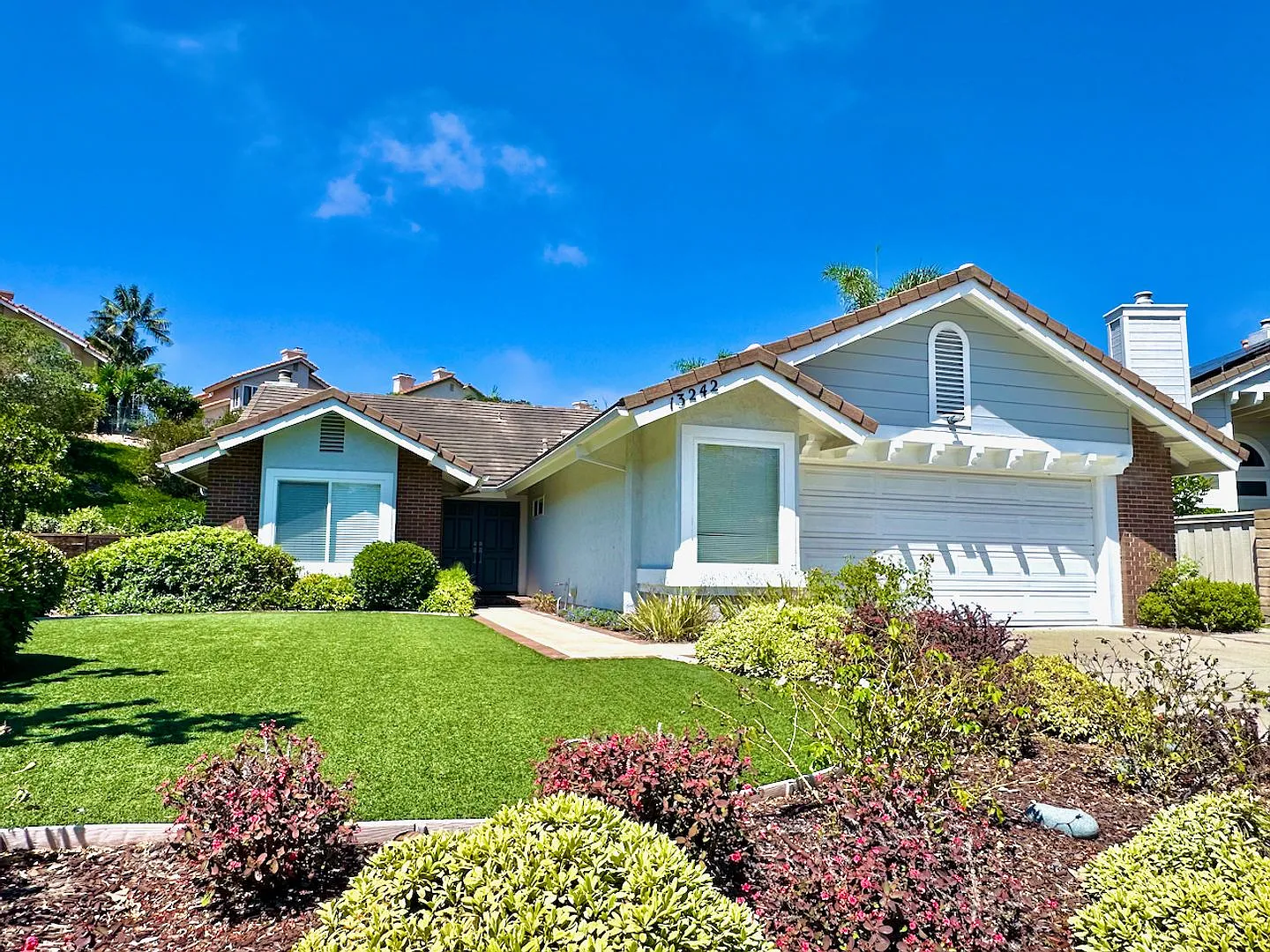 For Rent Call For Availability 3br/3ba 2128 Sqft Fully Furnished Del Mar Heights Vacation Home, C... — Photo 1