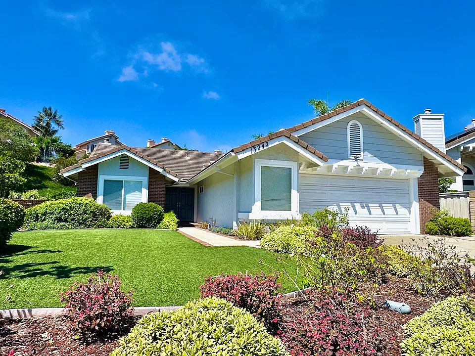 13242 Courtland Ter