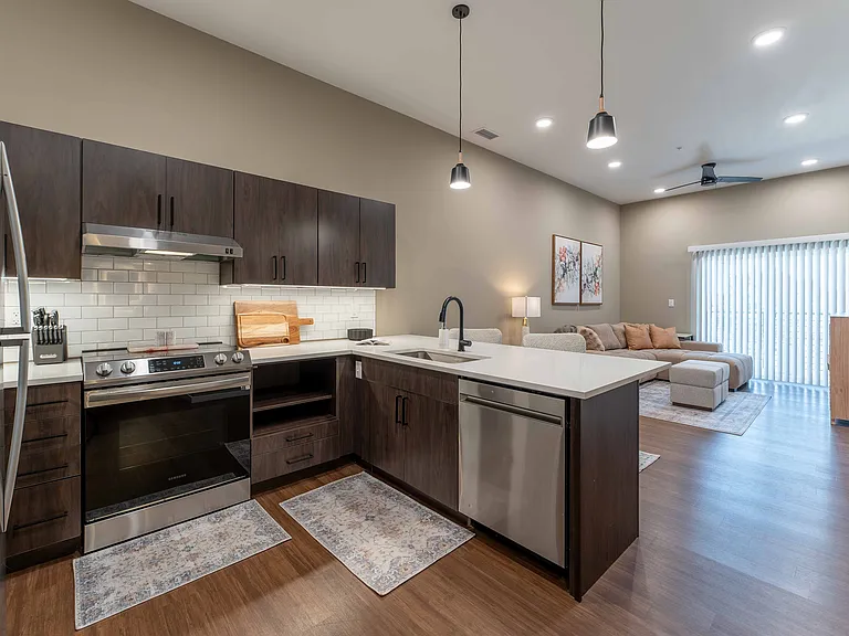 1364 E Battlefield Rd — Photo 108