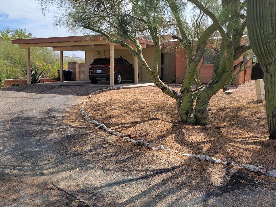 1st image of 1401 S Moonlight Dr