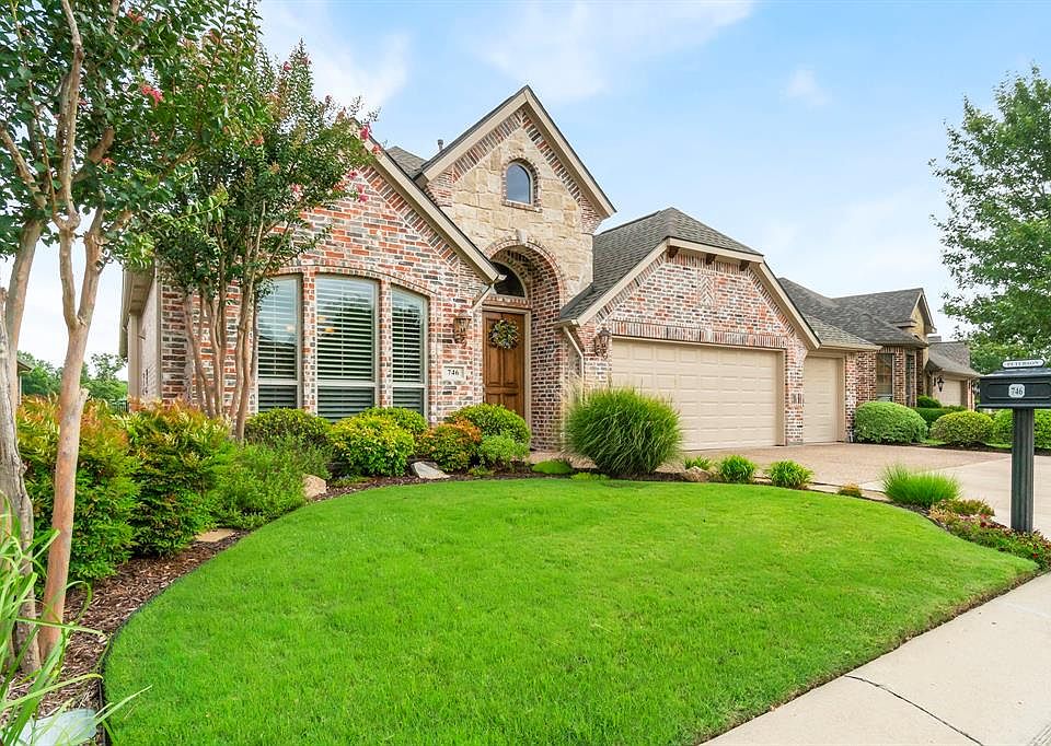 1st image of 746 Barton Springs Dr