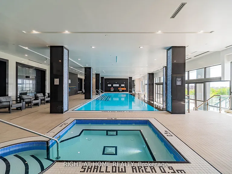 15 Zorra St #901 — Photo 31