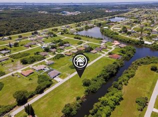 2206 NE 22nd Ave, Cape Coral, FL 33909