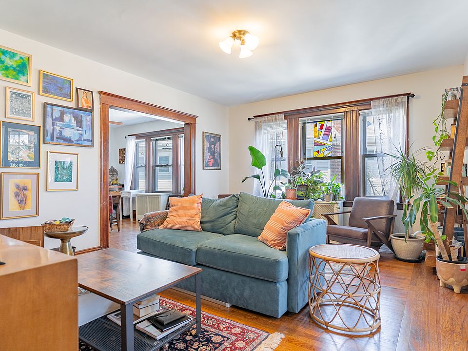 1st image of 54 Oakland St #54
