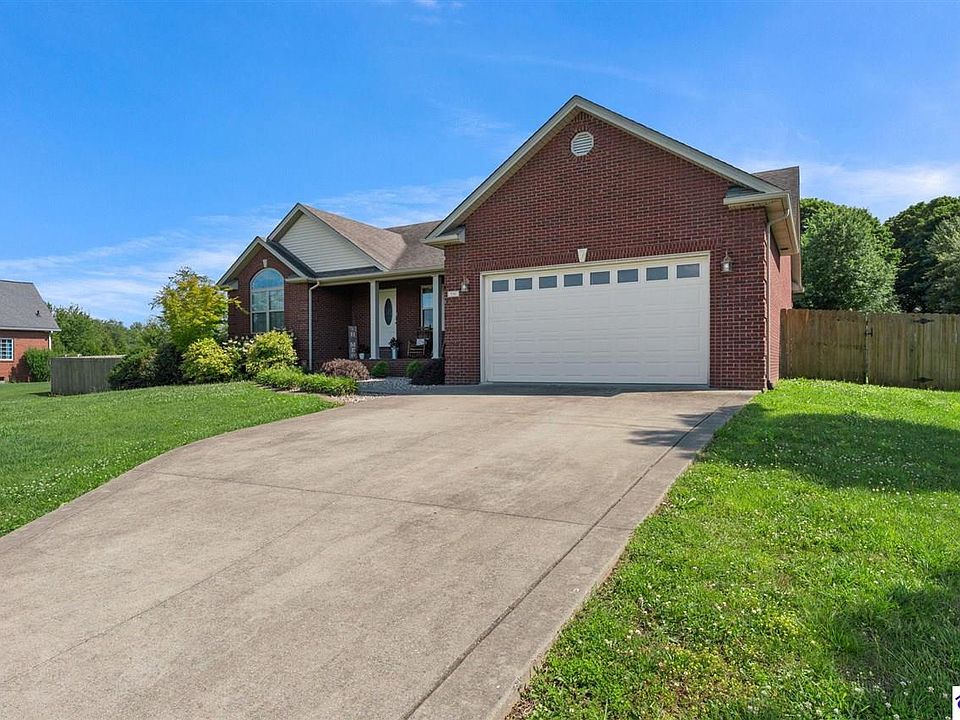 1st image of 16 Brentwood Dr