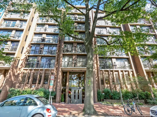 1001 26th St NW APT 402, Washington, DC 20037