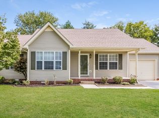 1819 Holts Ct, Murfreesboro, TN 37128