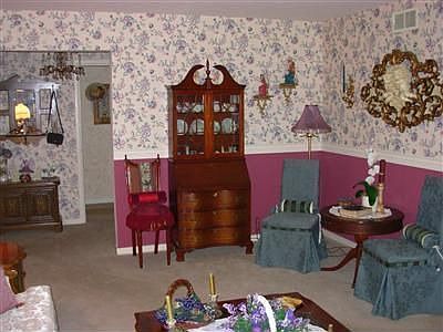 4th image of 3720 Lily St