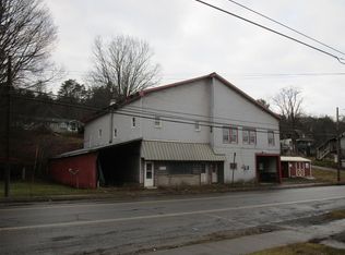 489 Front St, New Albany, PA