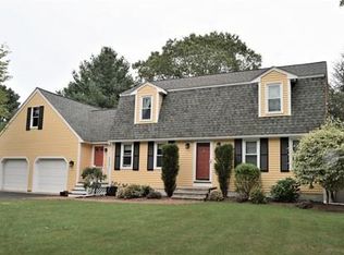8 Strawstone Ln, Norton, MA 02766