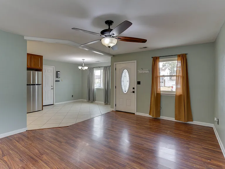 3521 Dana Ln — Photo 6