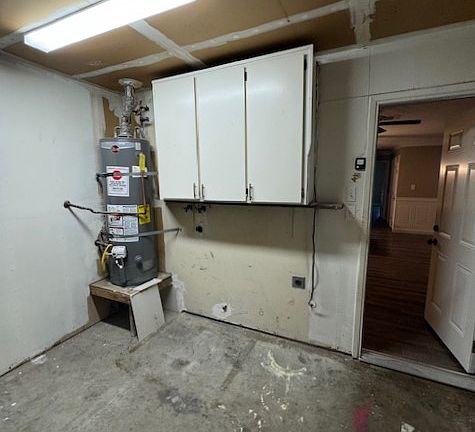 5th image of 2519-2521 Burlington Pl