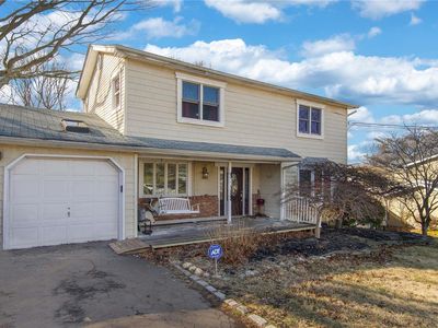 296 Avenue A, Ronkonkoma, NY, 11779