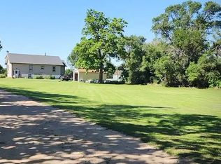 1220 Avenue V, Sterling, KS 67579