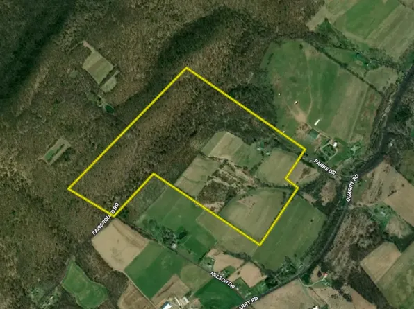 241 Parks Dr, Tyrone, PA 16686