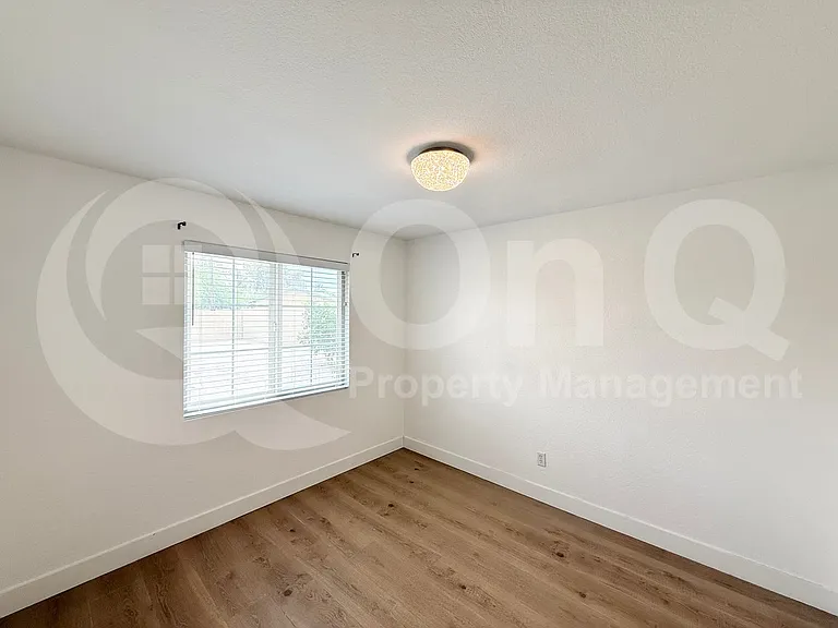 505 E El Camino Dr — Photo 11