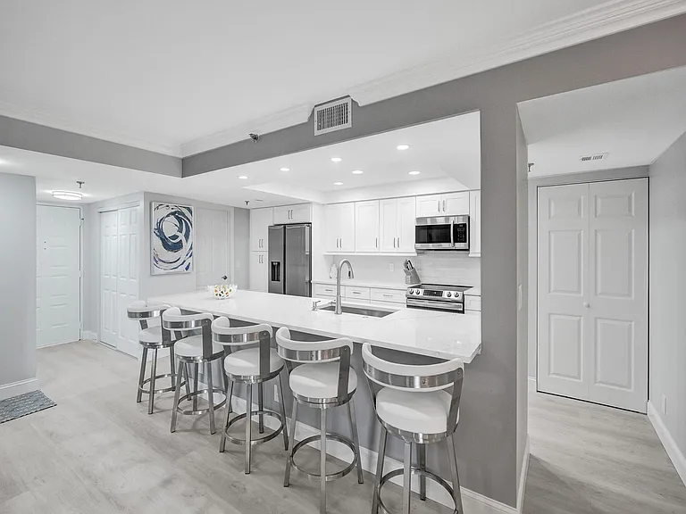 955 Egret Cir #405 — Photo 12
