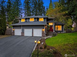 27815 NE 30th St, Redmond, WA 98053