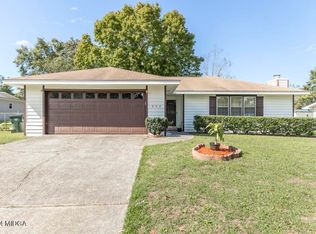 203 Countrywood Dr, Warner Robins, GA 31088
