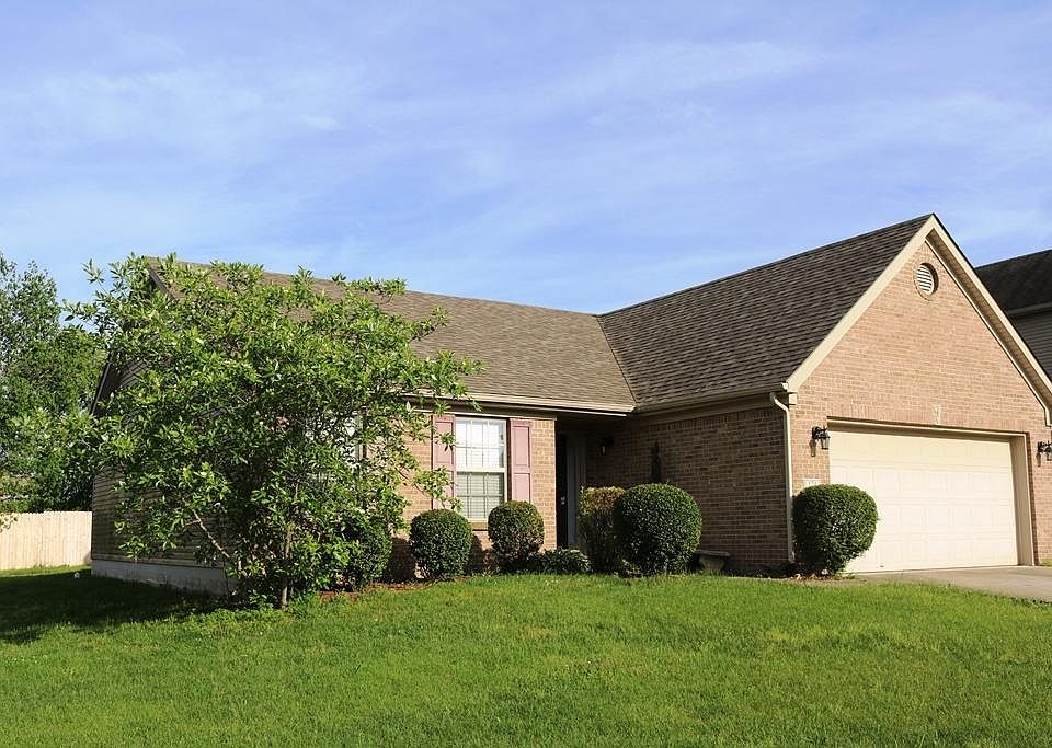 1st image of 121 Mason Springs Dr