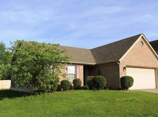 121 Mason Springs Dr, Nicholasville, KY 40356