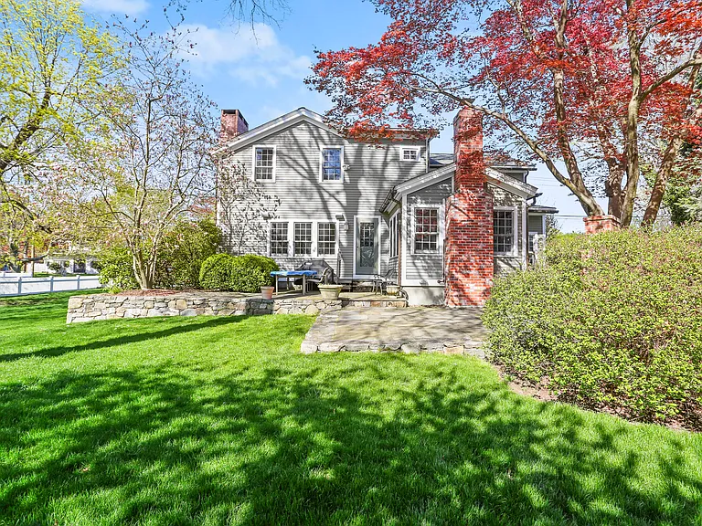 1005 Old Post Rd — Photo 24