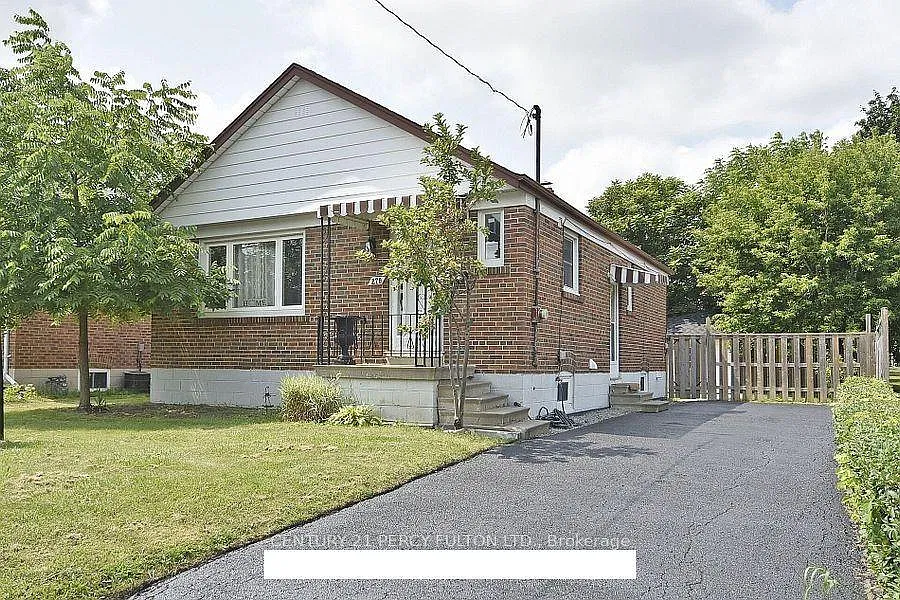 3 bed, $1,700 — Photo 1