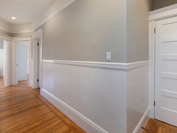 2nd image of 49 Broderick St #16