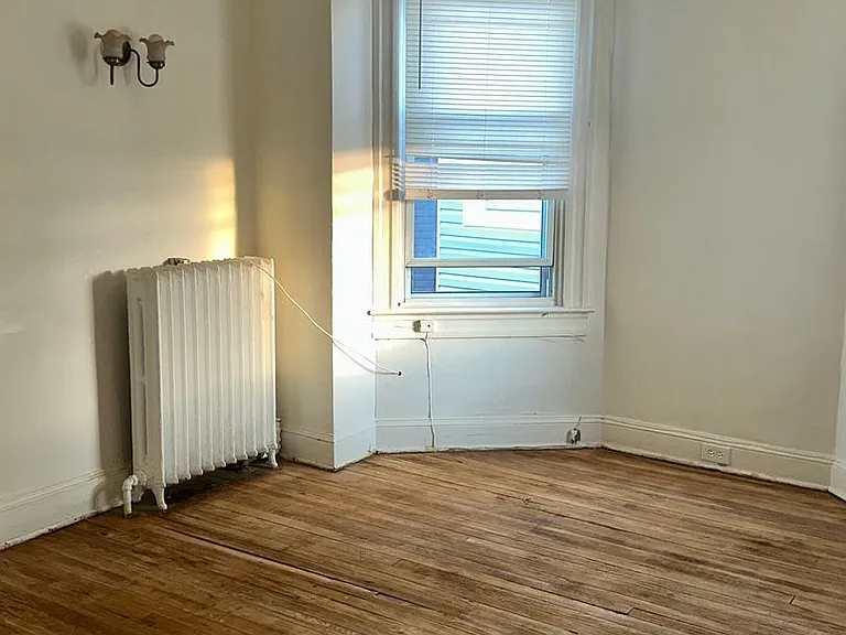 2019 Cecil Ave — Photo 11
