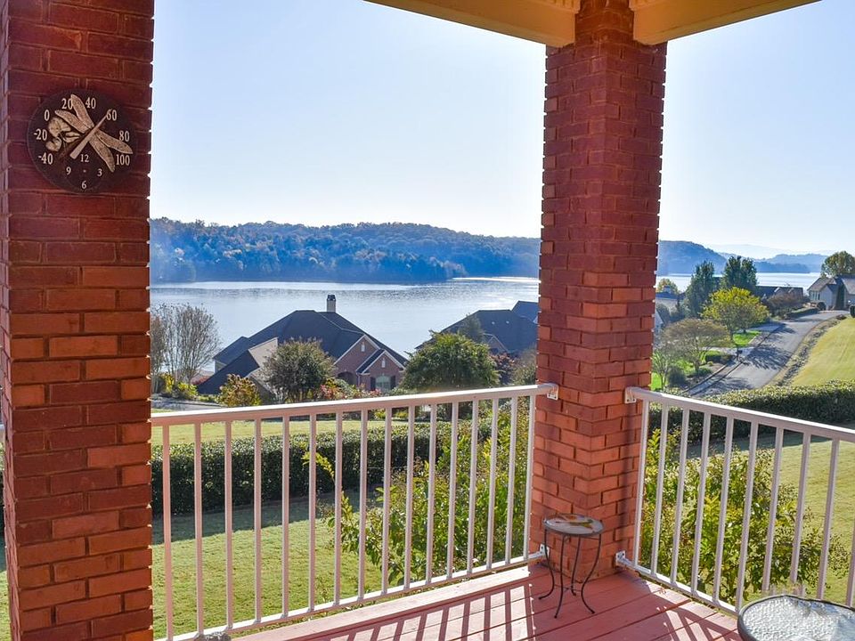 2nd image of 209 Todaly Cir